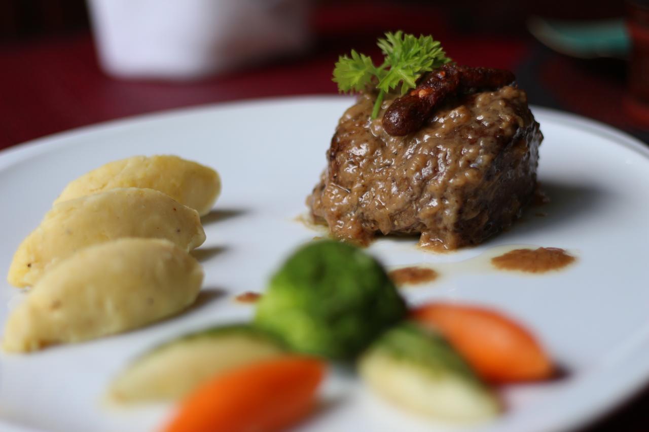 Naga Gate Boutique Hotel Сиемрип Экстерьер фото
