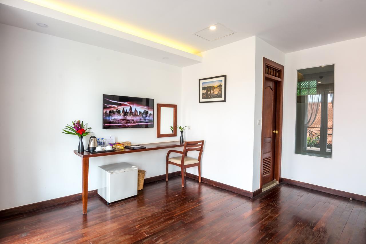 Naga Gate Boutique Hotel Сиемрип Экстерьер фото
