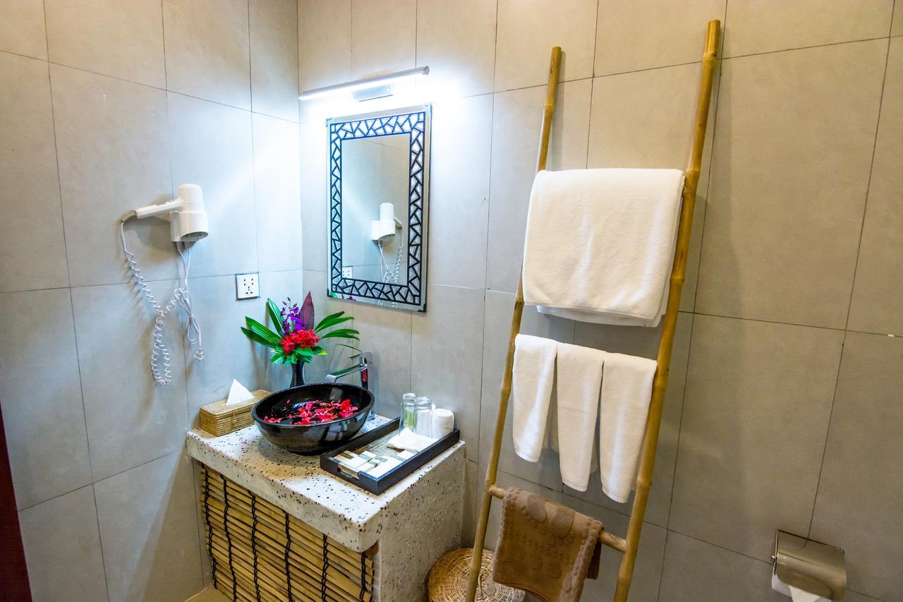 Naga Gate Boutique Hotel Сиемрип Экстерьер фото