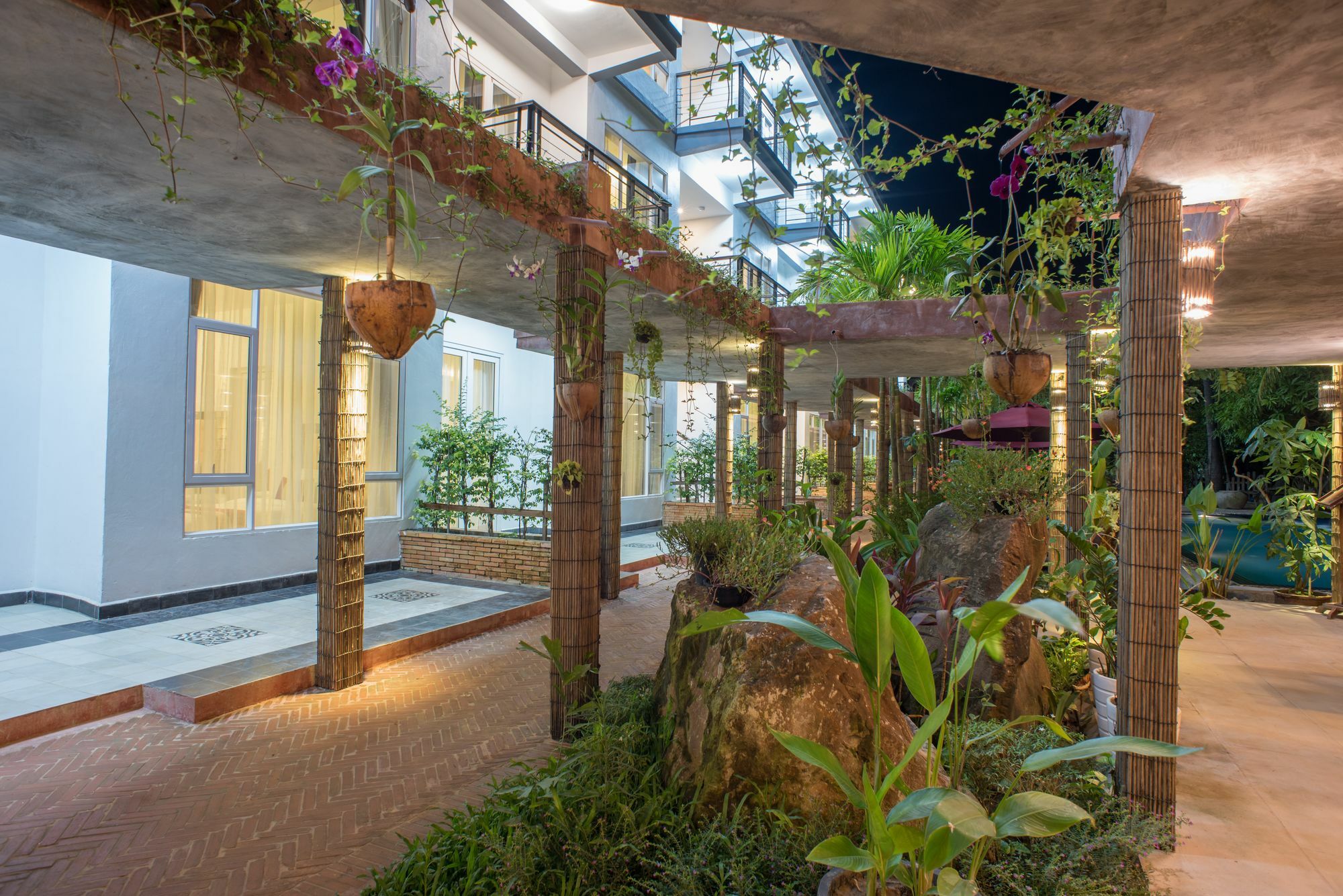 Naga Gate Boutique Hotel Сиемрип Экстерьер фото
